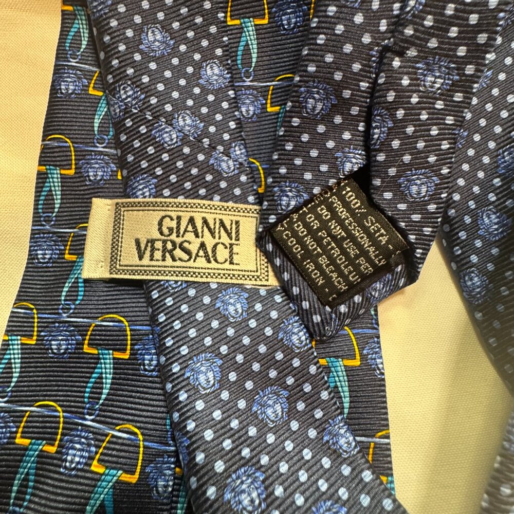 Gianni Versace 100 Percent Silk Medusa Tie, Blue and Yellow - Picture 4 of 4